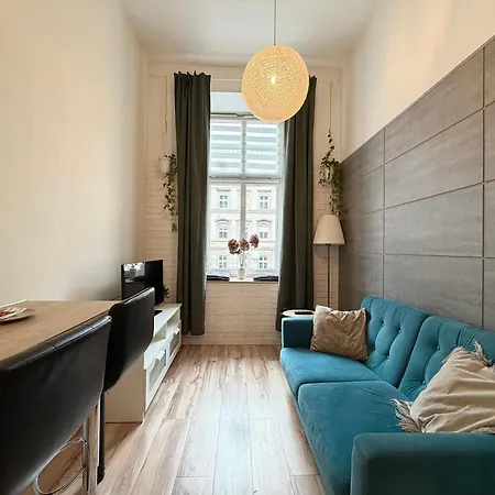 Kosciuszki Lavish With Mezzanine By Bookinghost Апартаменти