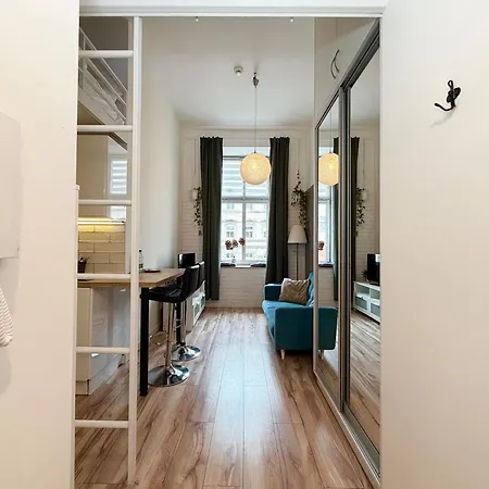 Kosciuszki Lavish With Mezzanine By Bookinghost Wroclaw