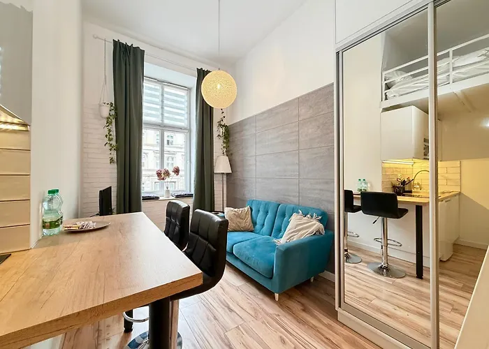 Kosciuszki Lavish With Mezzanine By Bookinghost *